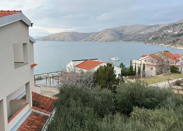 Bellevue 酒店 Stara Baška