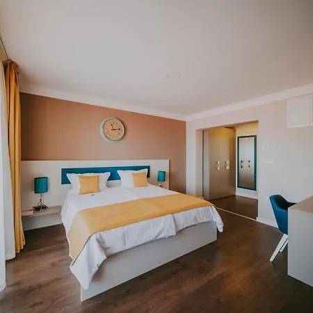 Ξενοδοχείο Bellevue 4*